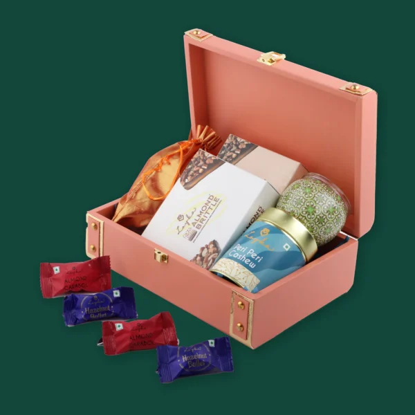 Loyka - Reusable Peach Trunk Box